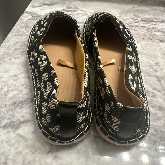 NWOT- Nautica Slip On Shoes-Animal Print size 7.5 - Picture 3 of 7